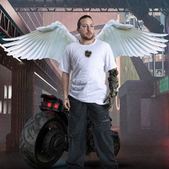 Meet your Posher, Ryan - Picture 1 of 1